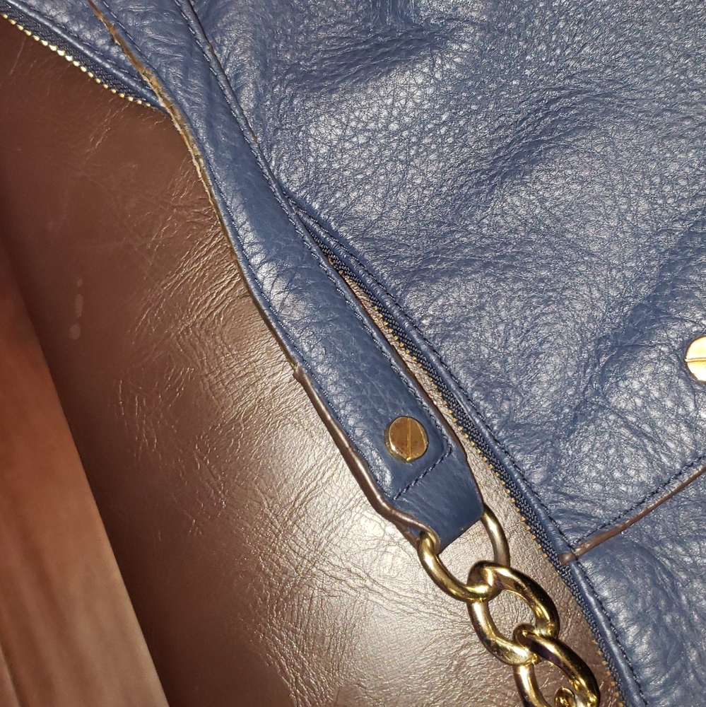Handbag - Picture 6 of 8